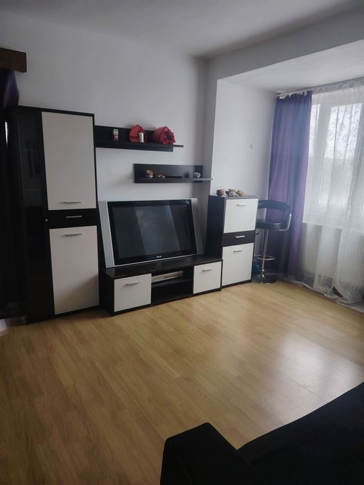 Apartament de inchiriat langa Vila Cafe