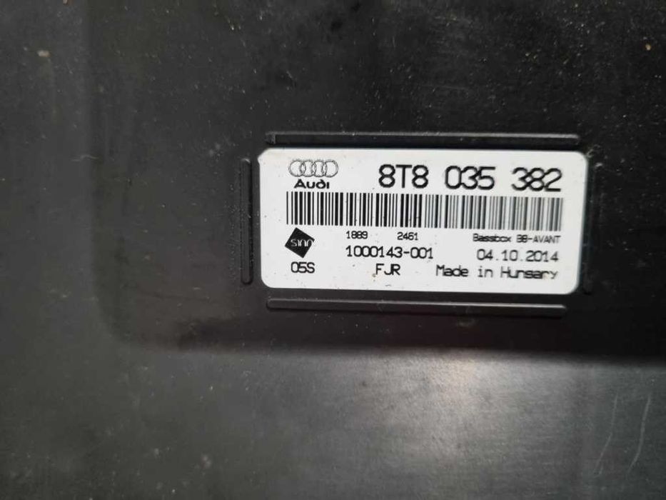 Subwoofer 8T8035382 Audi A4 A5 B8