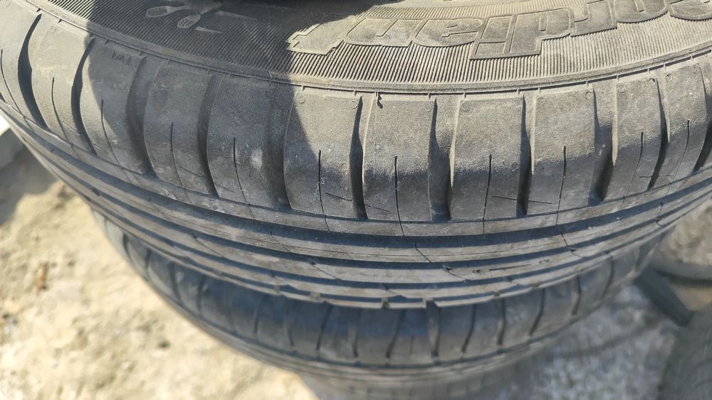 Продам Летние шины 195/65/15.