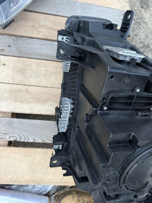 Фарове Бмв х5 Ф15 ксенон (farove Bmw x5 f15 )