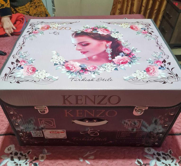 Продам 2х спальный набор постельного белья (kenzo) Турция