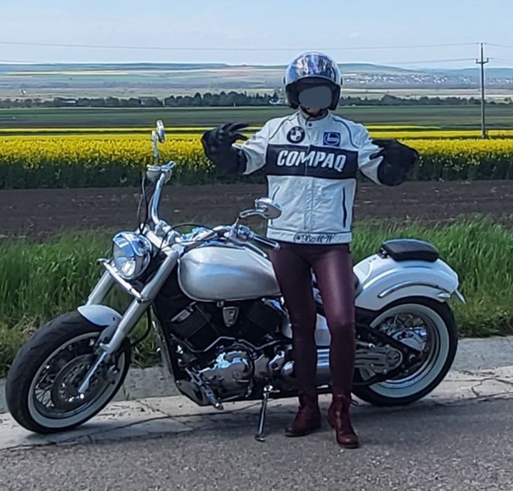 Motocicletă Yamaha XVS 1100