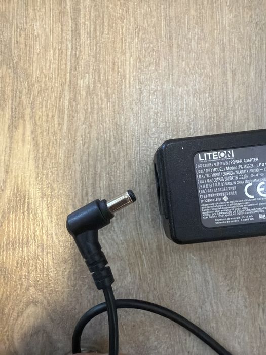 Блок питания Acer 45W с сетевым шнуром