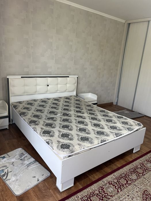 Кровать тумба 2шт матрас