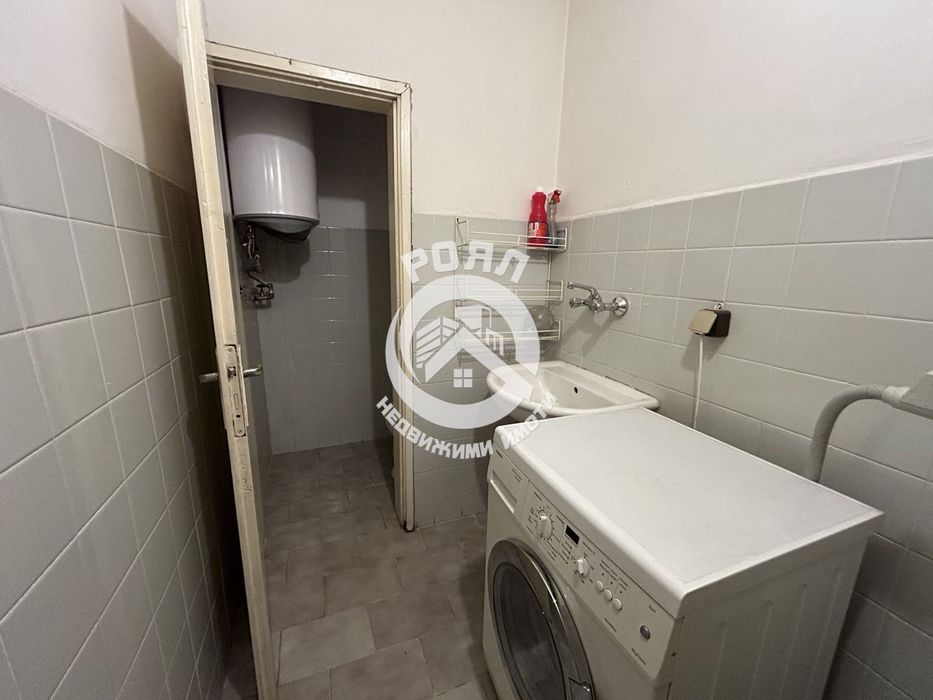 Продава се Тристаен апартамент в Пловдив, Център - 109 кв.м за 2111 €/кв.м - Снимка #9