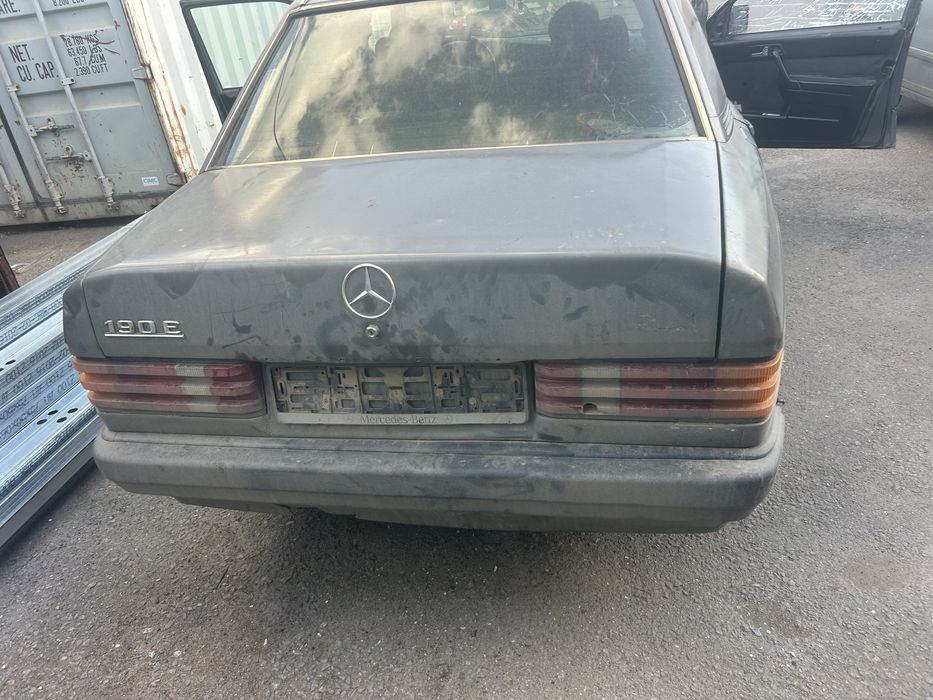 Мерседес бенз 190