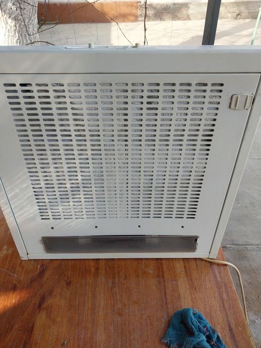 Вытяжка в хорошем состоянии