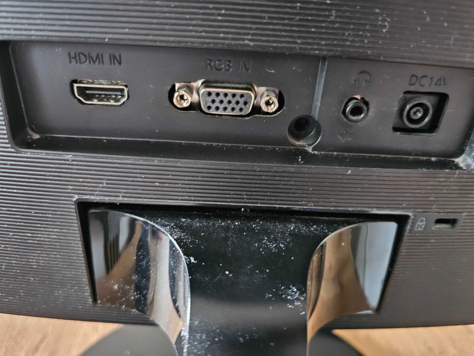 Samsung C24F390FHU | 60 Hz | Curved VA | 24 inch/60 cm | 1920x1080|FHD