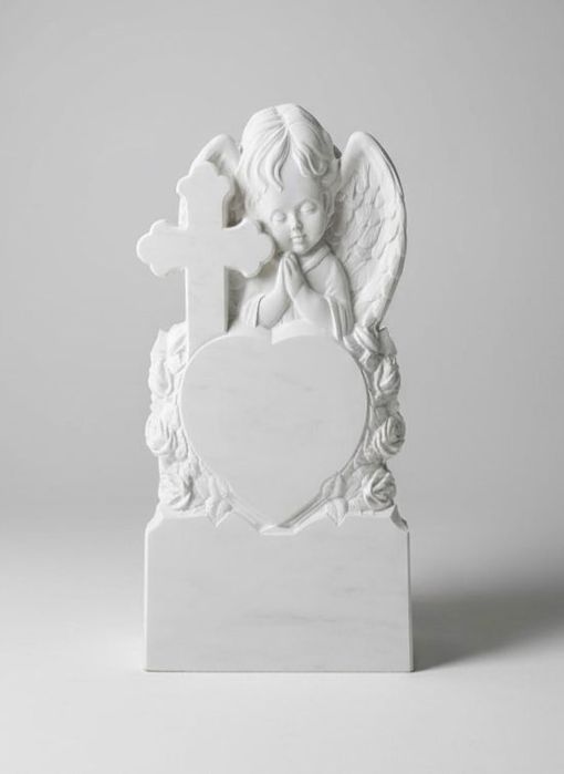 Monumente funerare / Cruci – modele diverse, la comandă