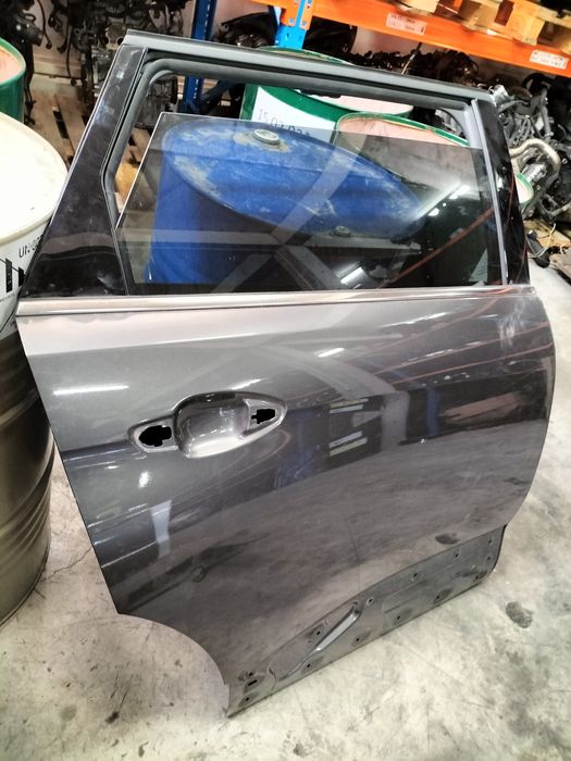 Задна дясна врата Peugeot 5008 / Пежо 5008 2023г.