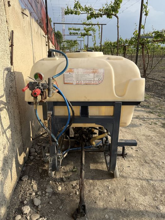 Катта боглар учун дори сепадиган аппарат