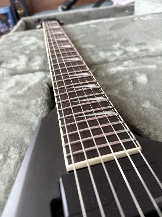 Китара Ltd Arrow 1000NT Fishman Fluence и Кубе BOSS KATANA 100 GRN3