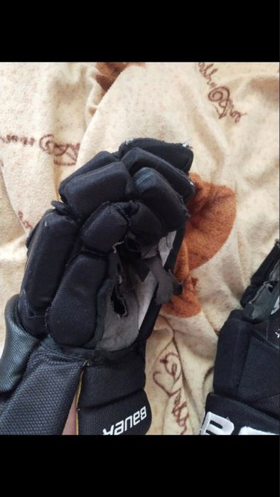 Краги хоккейные цена 8000