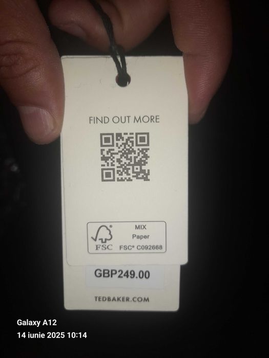 TED Baker London noi