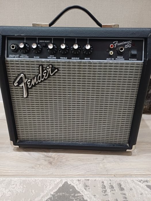 Комбоусилитель fender frontman 15g