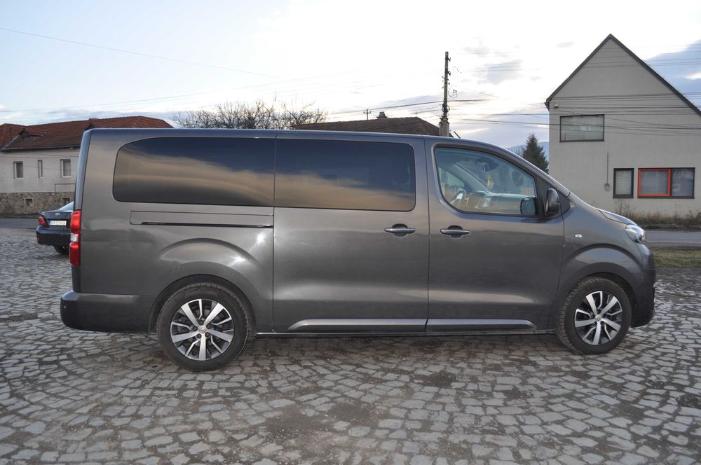 Proace Verso 2.0 Diesel (177 CP) | 8 locuri | automată | TVA inclus