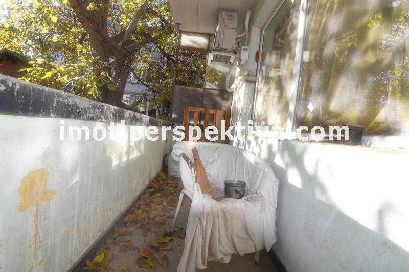 реф.7204 Голям, просторен, с гараж в цената-Коматевски възел!