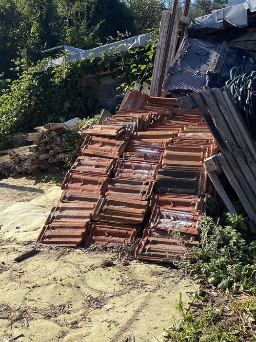 Керемиди, мрамор, камък “кокал”, изрезки за огрев