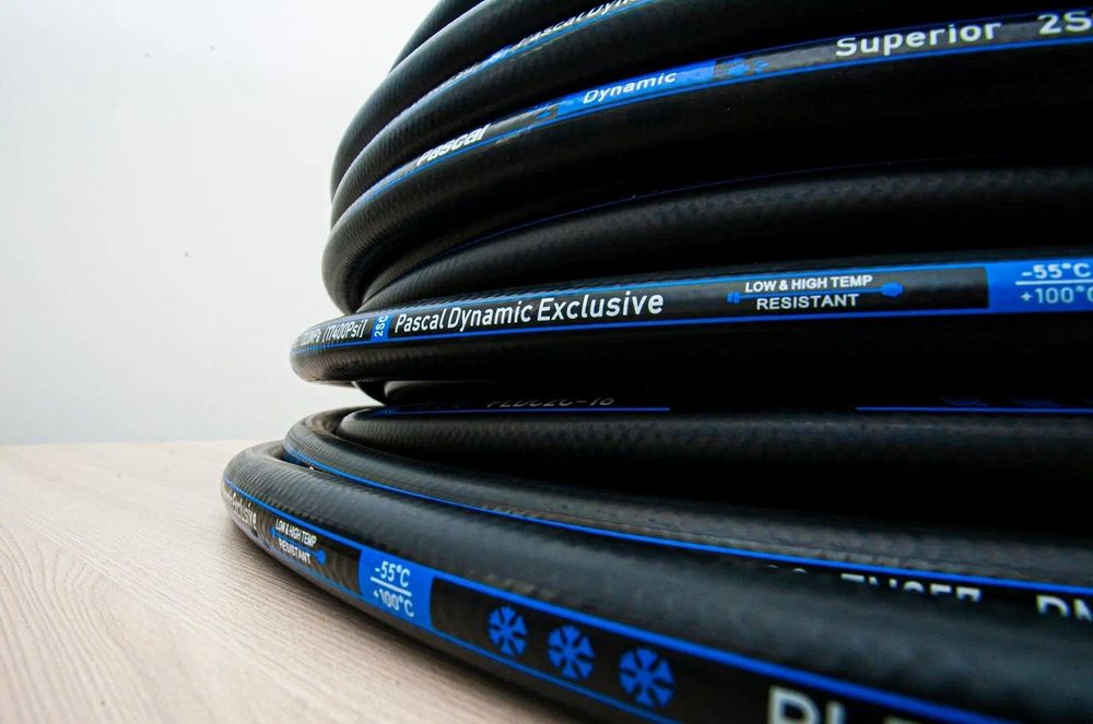 РВД и комплектующие (адаптеры фитинги муфты)