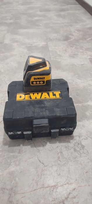 Лазерен нивелир на DeWalt
