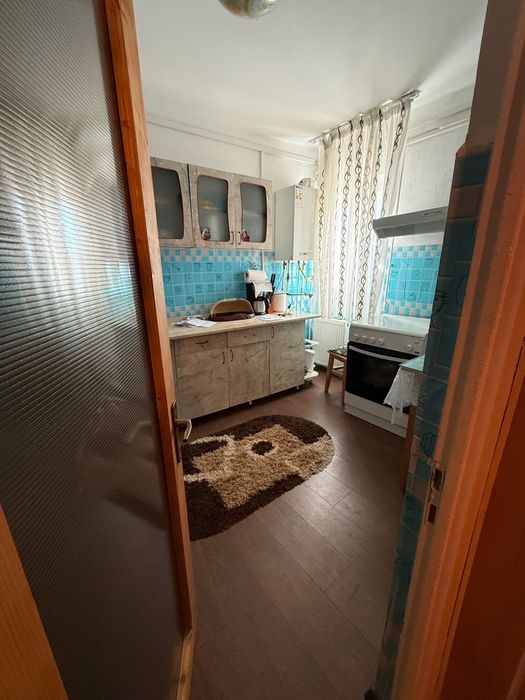 Vand apartament 4 camere