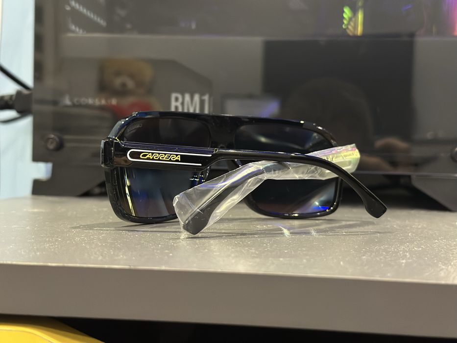 Слънчеви очила Carrera – Огледални стъкла, Oversized стил – UV защита!