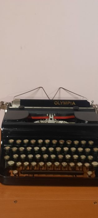 Mașină de scris  Olympia  1936 impecabilă