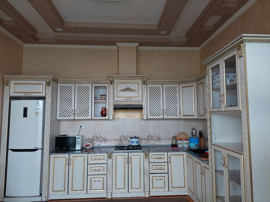 Жиззах шахрида Уй сотилади. 200 000 y.e.