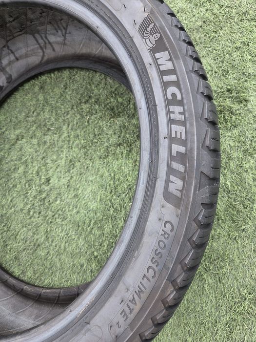 255 40 20 Michelin
