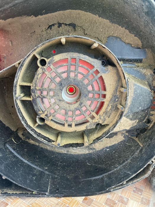 Газонокасилка электрическая б/у