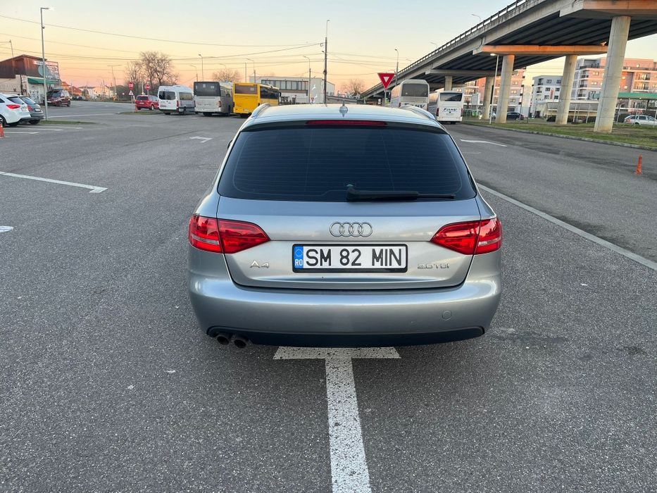 Se vinde Audi A4B8.înmatriculat
