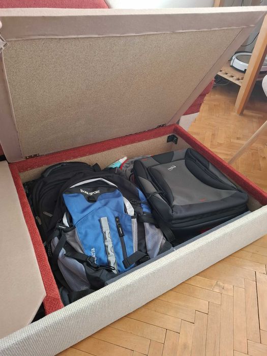 диван легло със 7 стола