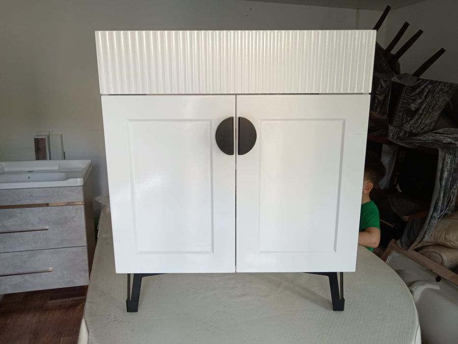 Прадам тумбы с раквинаи