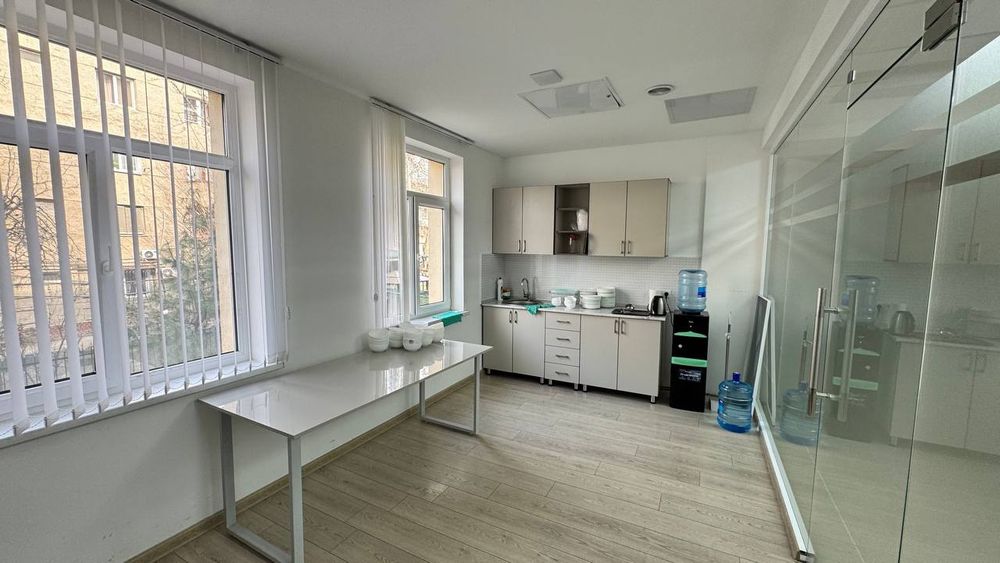 Аренда офис 239 м2. м.Буюк Ипак Йули (ТЛ)