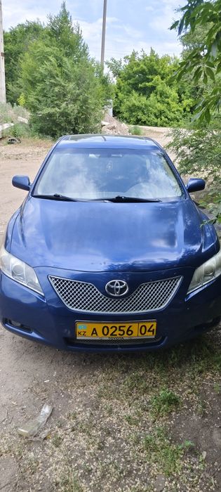 Тойота камри45 гибрид