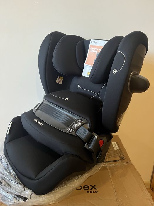 Ново! Детско столче за кола Cybex Pallas G i-size 9-50 кг Moon Black