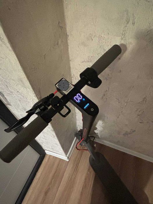 Электросамокат Phoenix (китайский аналог XIAOMI)