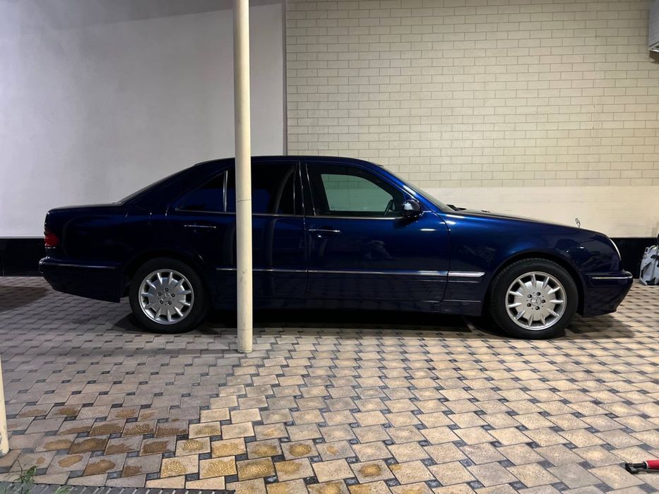 W210 M112 3.2 sotiladi