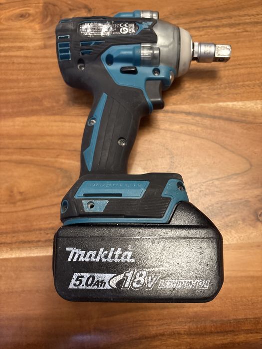 Акумулаторен Ударен Гайковерт Makita DTW302