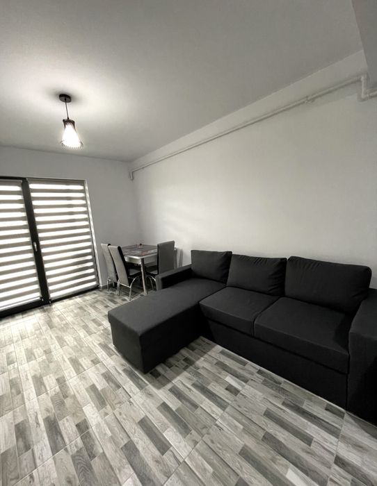 Apartamente de închiriat