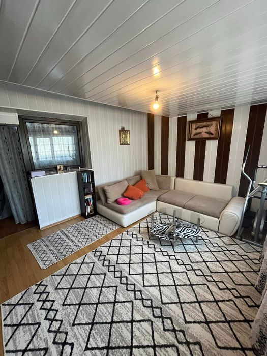 Apartament 3 camere,parter