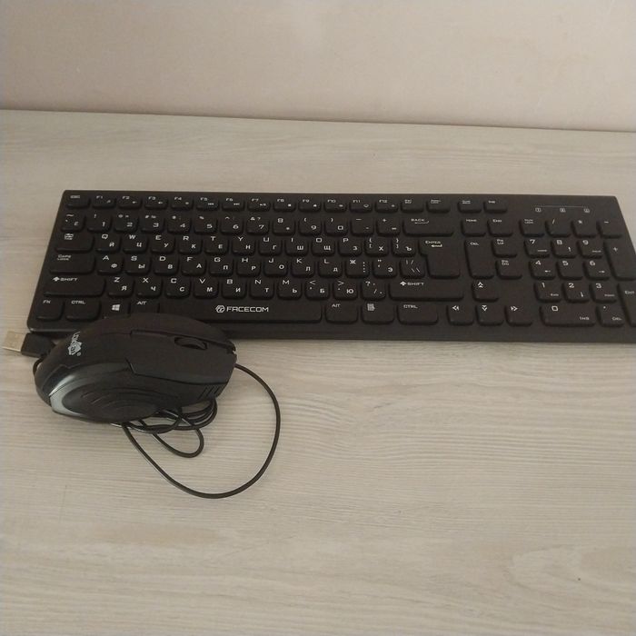 Ofis kompyuteri komplekt srochna sotiladi!!!