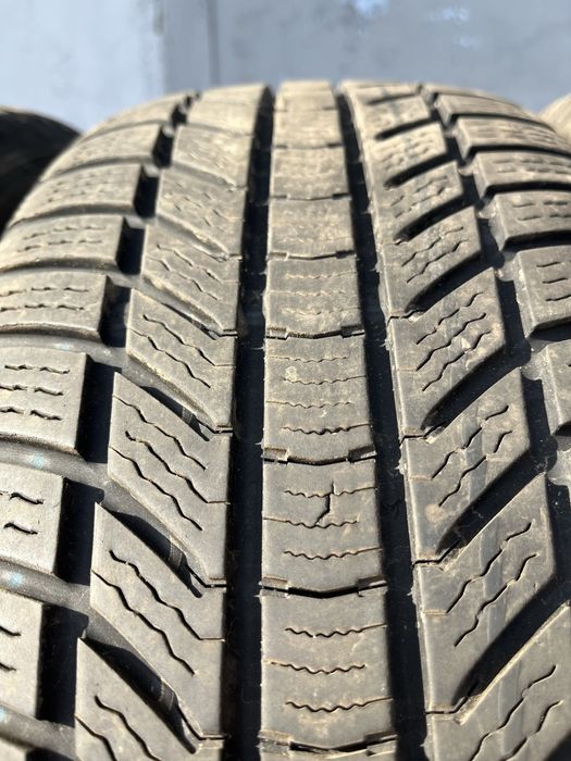 4 бр. зимни гуми 225/60/18 Continental DOT 2x3623 2x2222/3821 5,5-6 mm