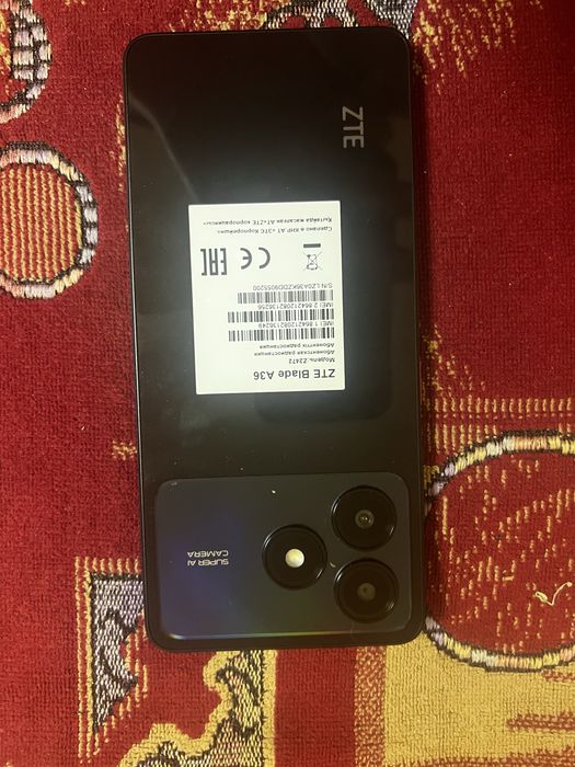 Поодам теоефон новый ZTE.