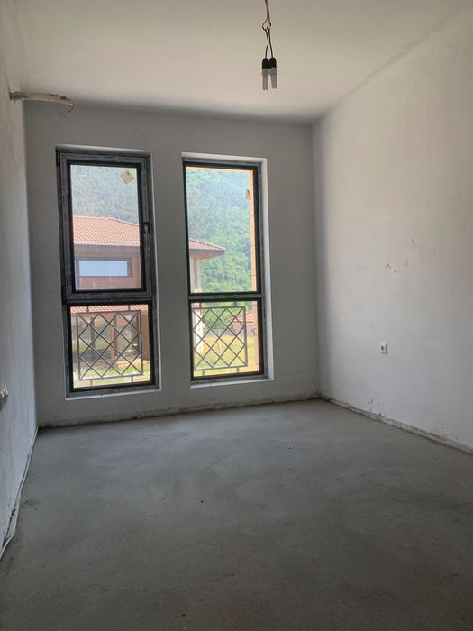 ТРИСТАЕН апартамент в бутикова сграда