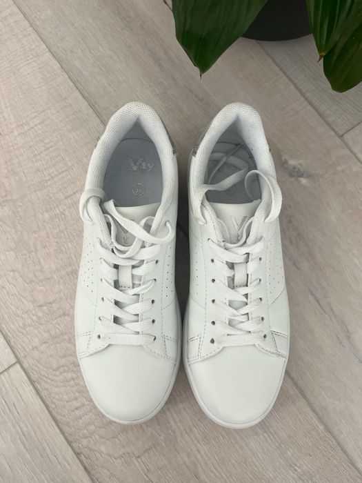 Adidași/Tenişi casual albi damă Vty mărimea 37