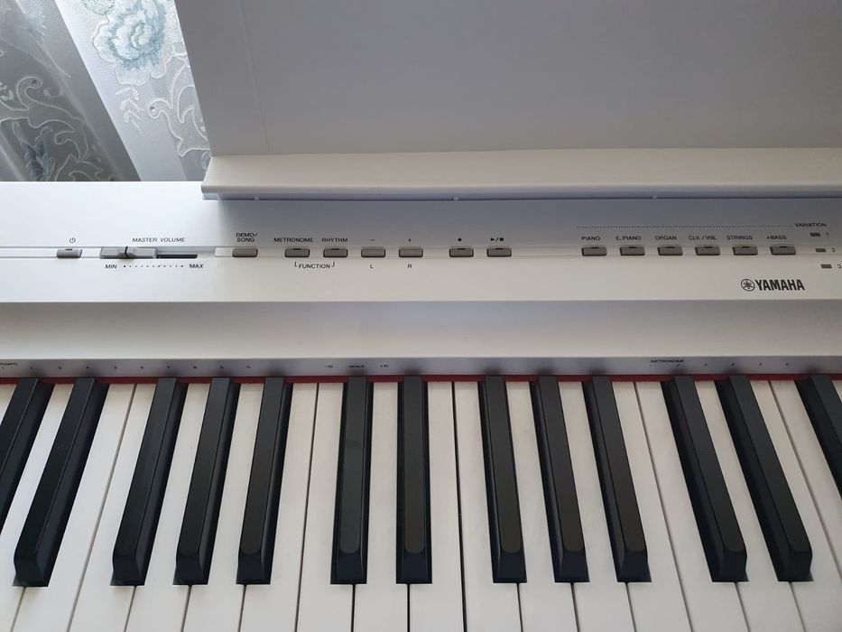 Цифровое пианино YAMAHA P-125