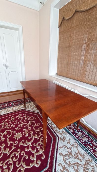 Стол полированный