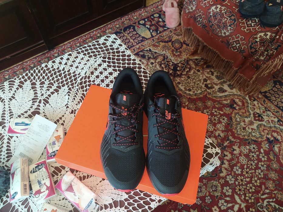 Нови Маратонки NIKE