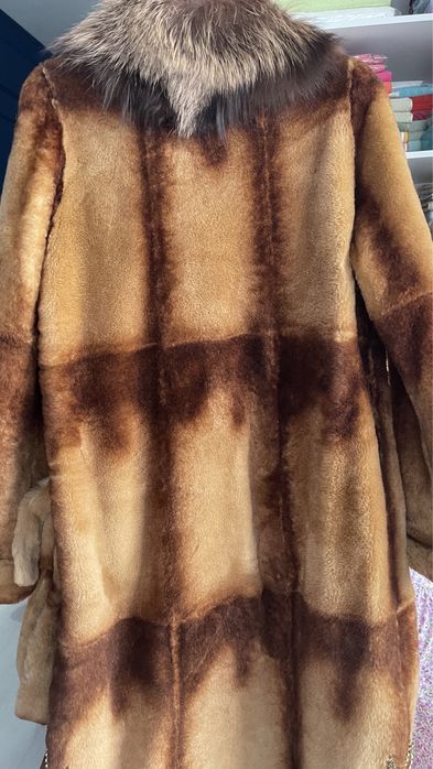 Шуба из натурального мутона